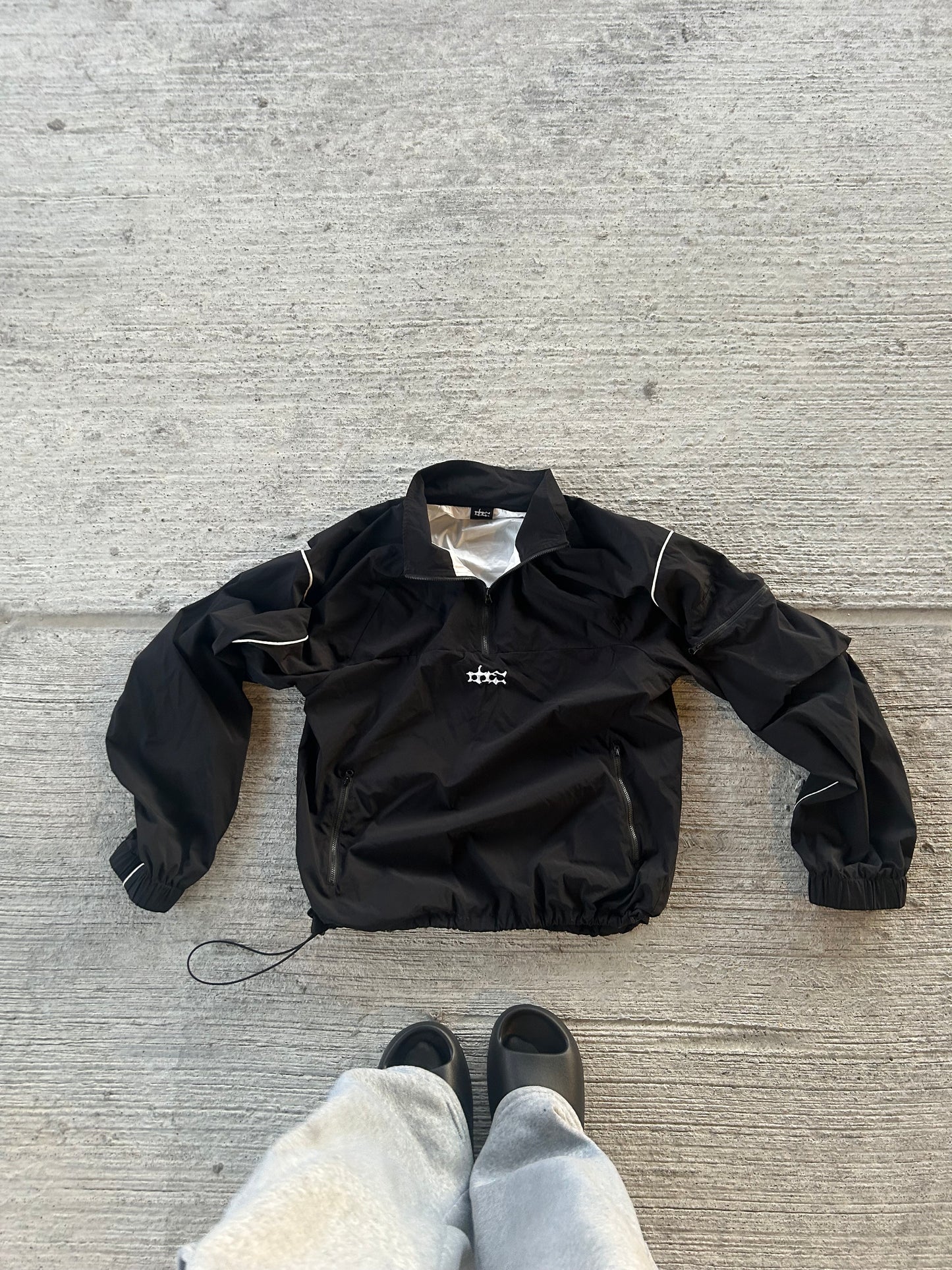 xJet windbreaker